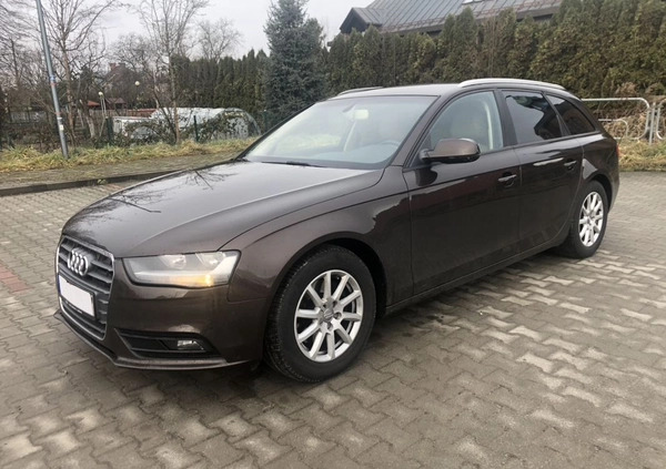 Audi A4 cena 34900 przebieg: 264000, rok produkcji 2012 z Wielichowo małe 436